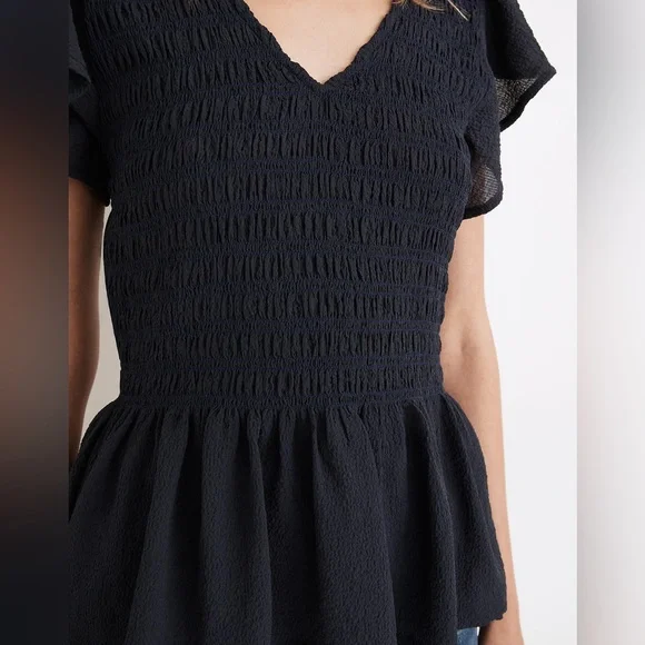Madewell Flutter Sleeve Smocked Top EUC Size S Navy Blue - Picture 7 of 9